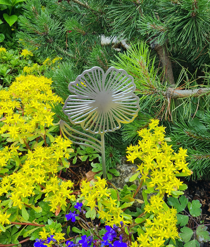 gartendeko_blume4_gartenstecker_diemetallprofis3